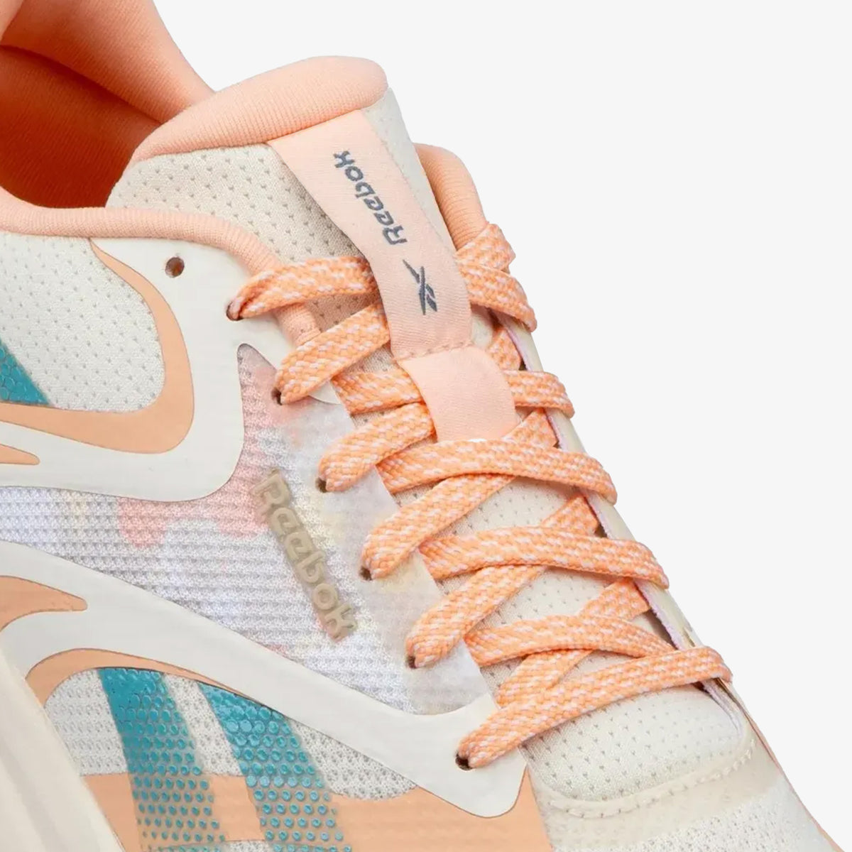 Tenis Reebok Energen Tech Plus 3 Mujer Beige