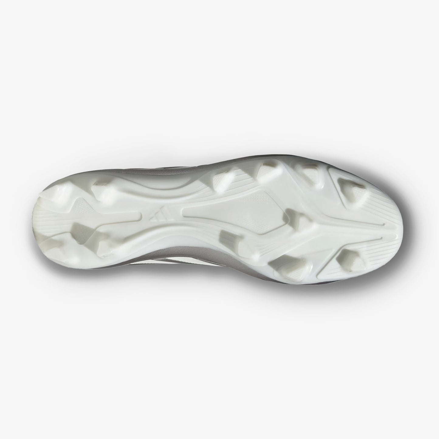 Guayo Adidas Copa Pure IV Club Unisex Plateado