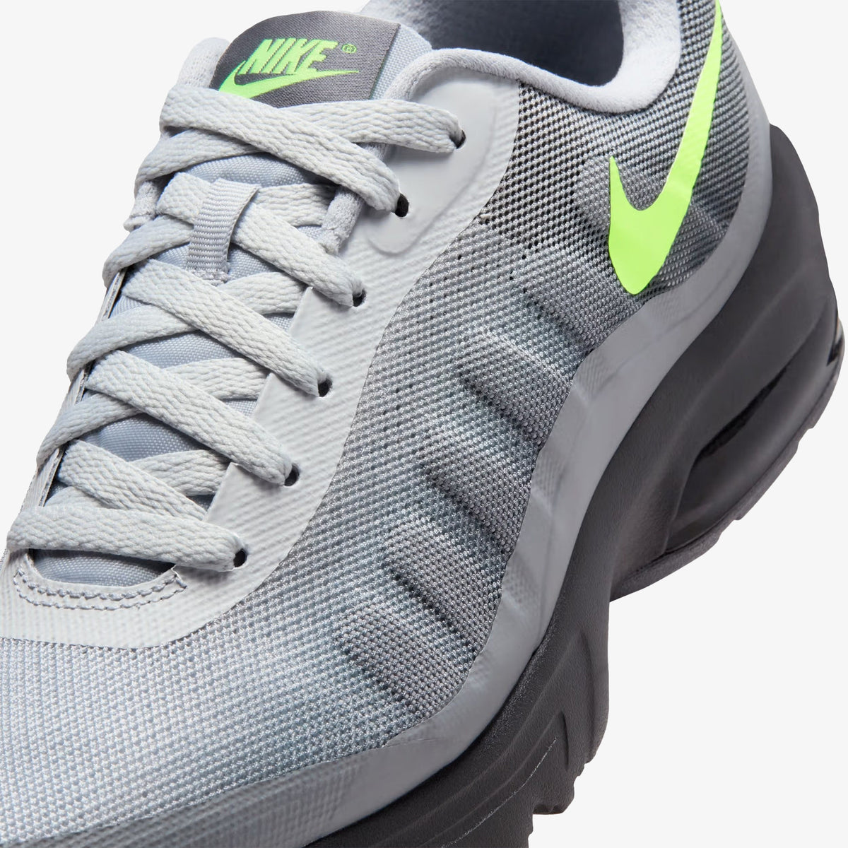 Tenis Nike Air Max Invigor Mujer Gris Verde