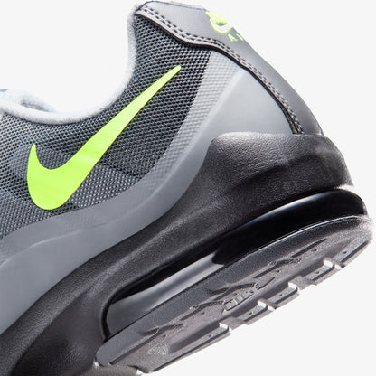 Tenis Nike Air Max Invigor Mujer Gris Verde