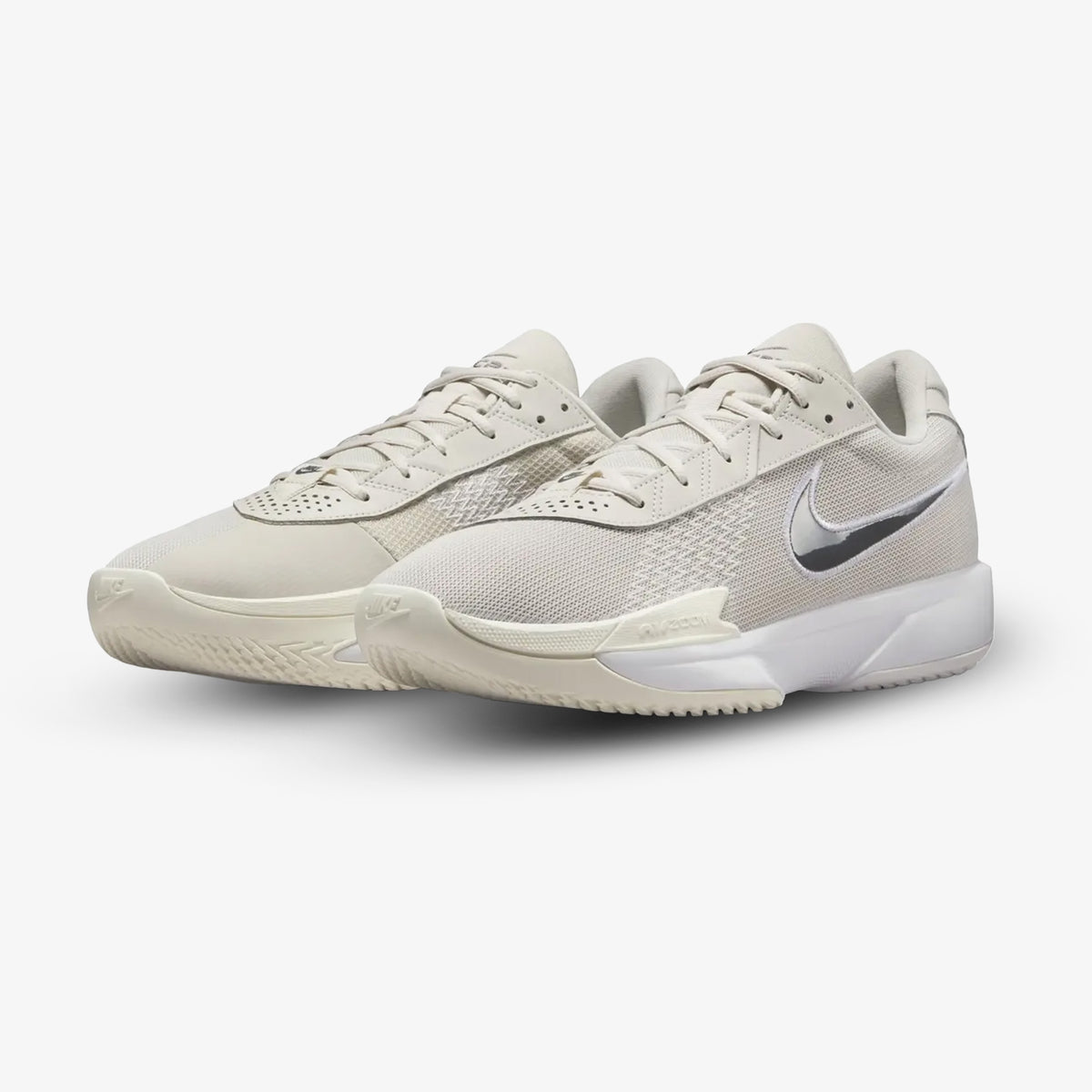 Tenis Nike G.T Cut Academy Hombre Blanco