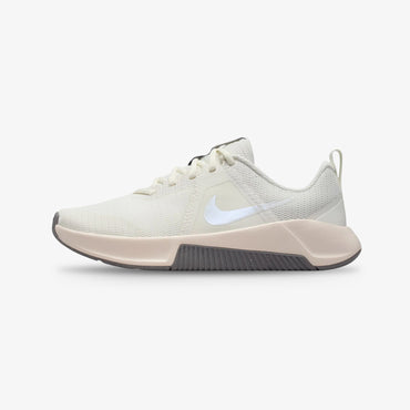 Tenis Nike MC Trainer 3 Mujer Blanco Rosado