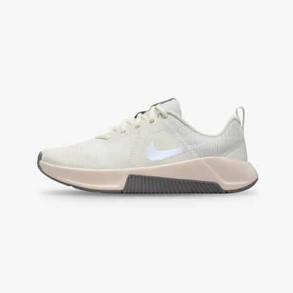 Tenis Nike MC Trainer 3 Mujer Blanco Rosado