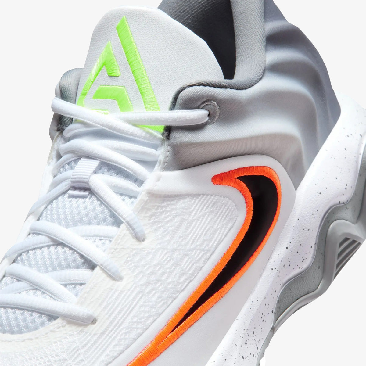 Tenis Nike Giannis Immortality 4 Hombre Blanco