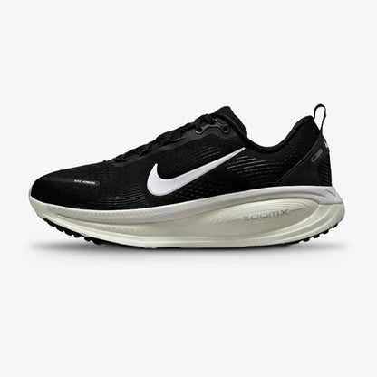 Tenis Nike Vomero 18 Mujer Negro Blanco