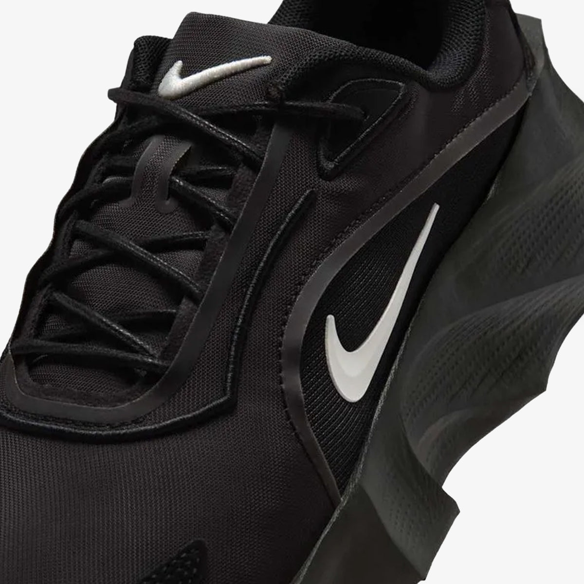 Tenis Nike Aura Edge Mujer Negro