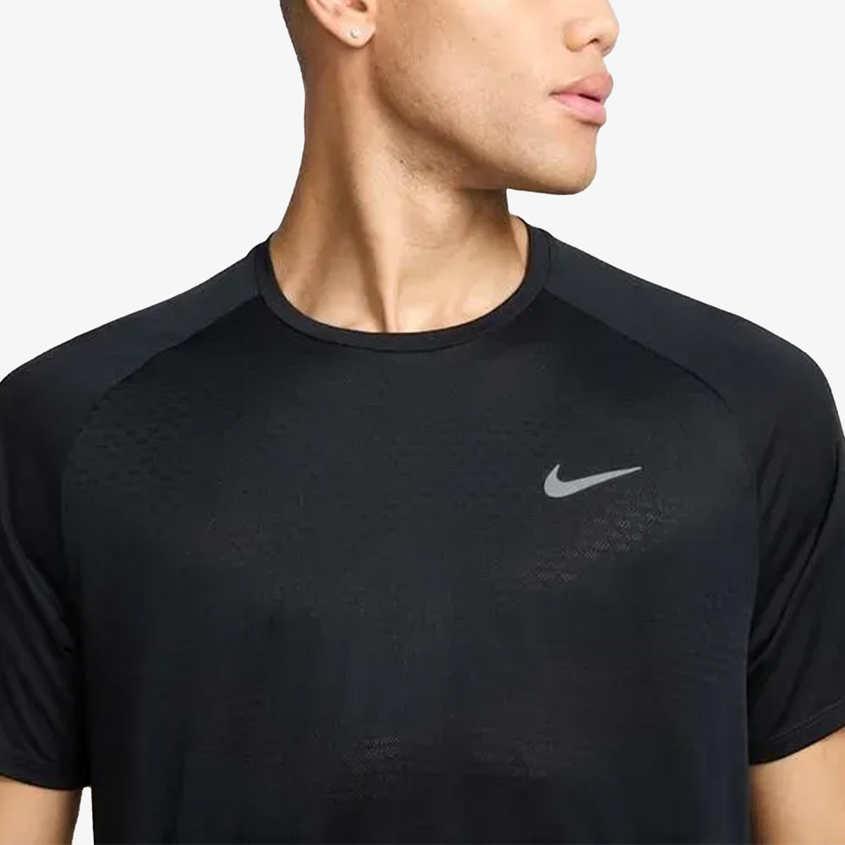 Camiseta Nike Stride Hombre Negro