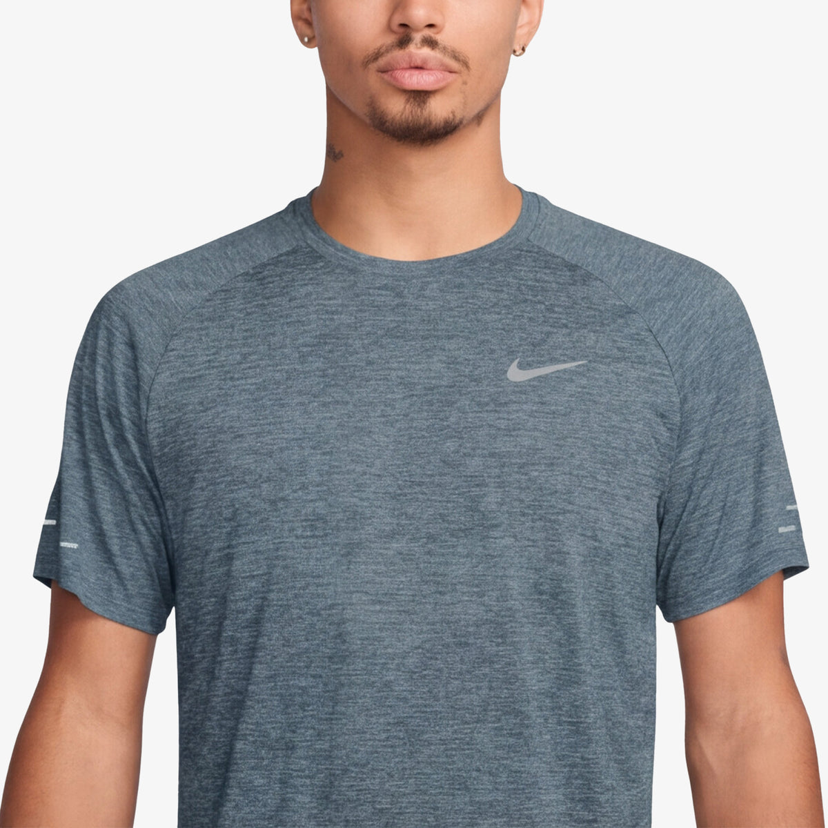 Camiseta Nike Dri-Fit Adv Hombre Gris