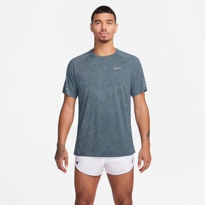 Camiseta Nike Dri-Fit Adv Hombre Gris