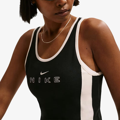 Top Nike Sportswear Mujer Negro Blanco
