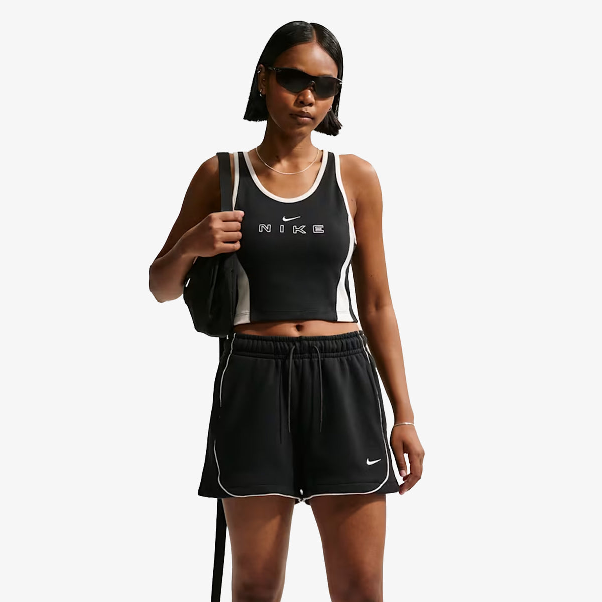 Top Nike Sportswear Mujer Negro Blanco