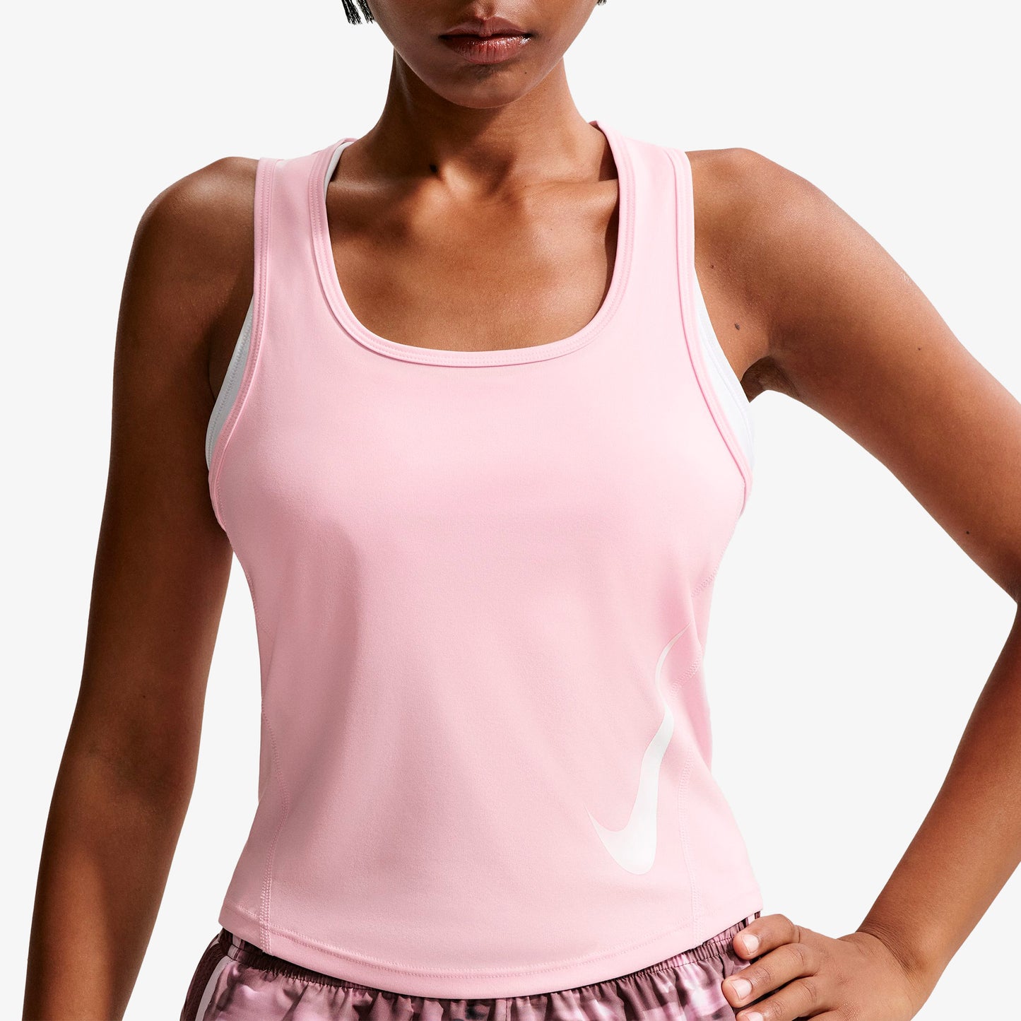 Camiseta Nike Tempo Swoosh Mujer Rosado