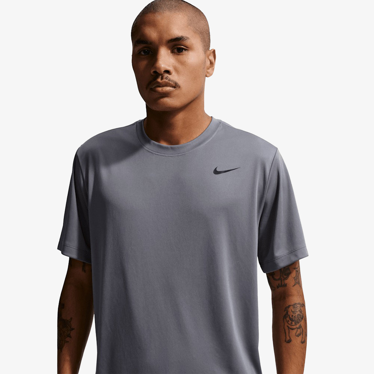 Camiseta Nike DF Hombre Gris