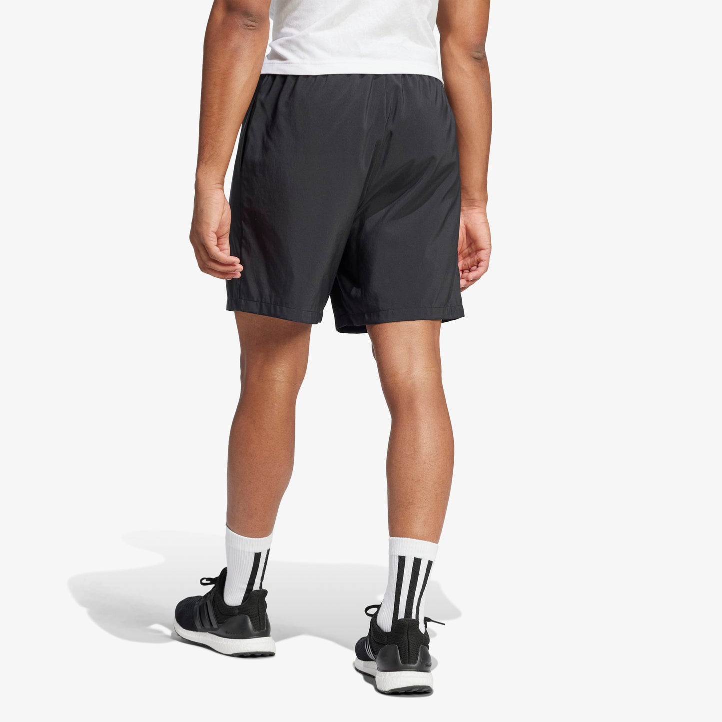Pantaloneta Adidas Essentials Linear Logo Hombre Negro