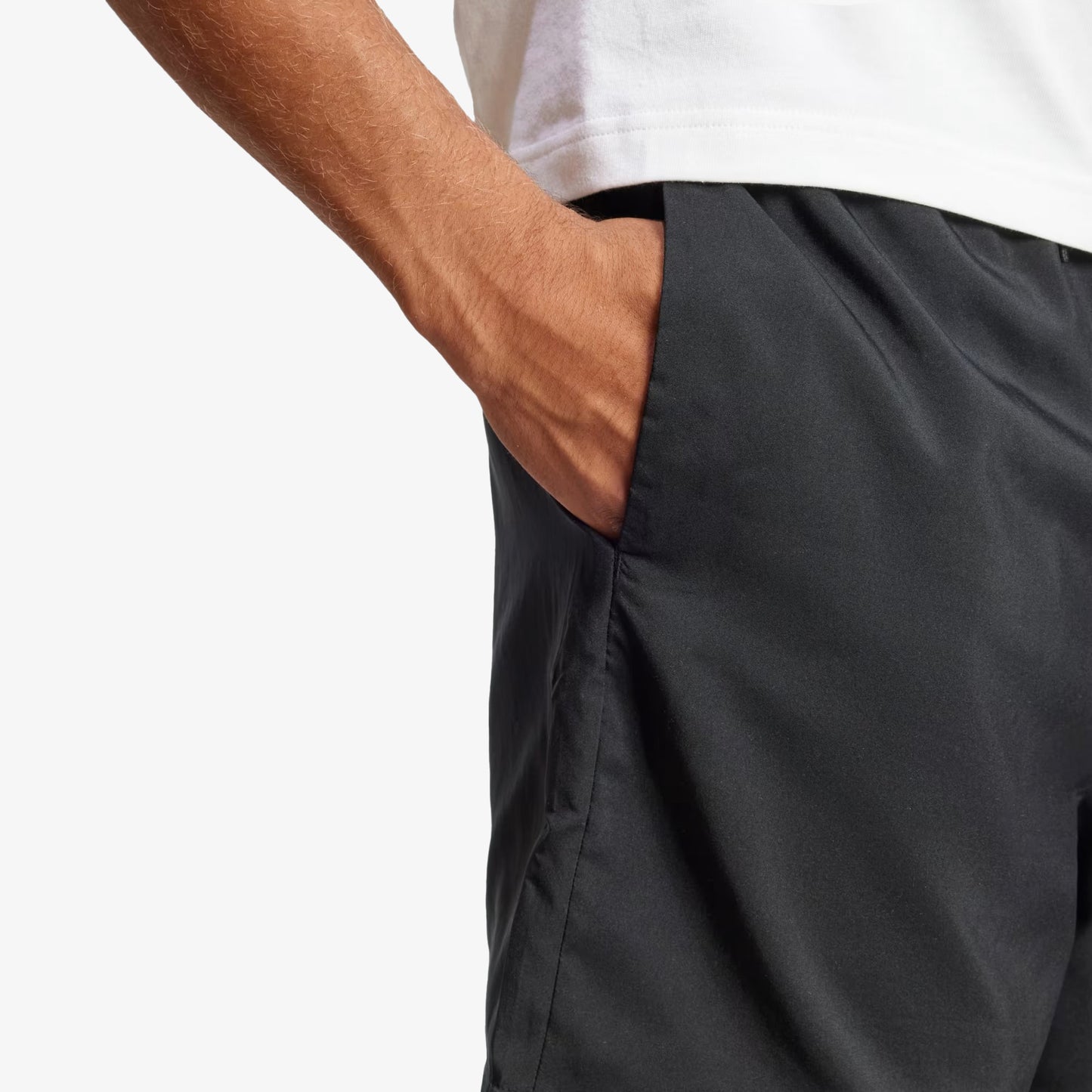 Pantaloneta Adidas Essentials Small Hombre Negro