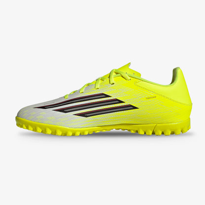 Guayos Sintético Adidas F50 Club Unisex Amarillo Plateado