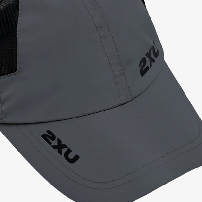 Gorra 2XU Run Gris Negro