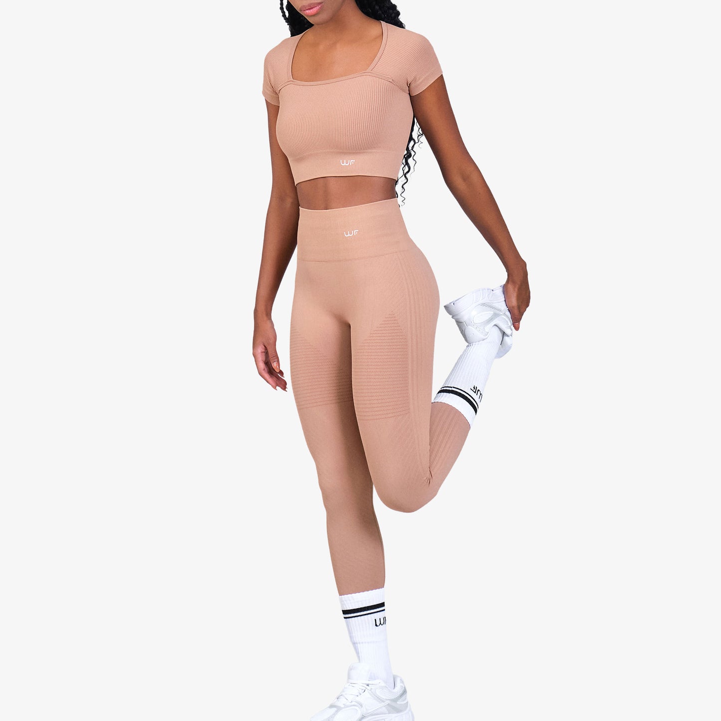 Blusa Corta Wonder Feel Mujer Maya Café