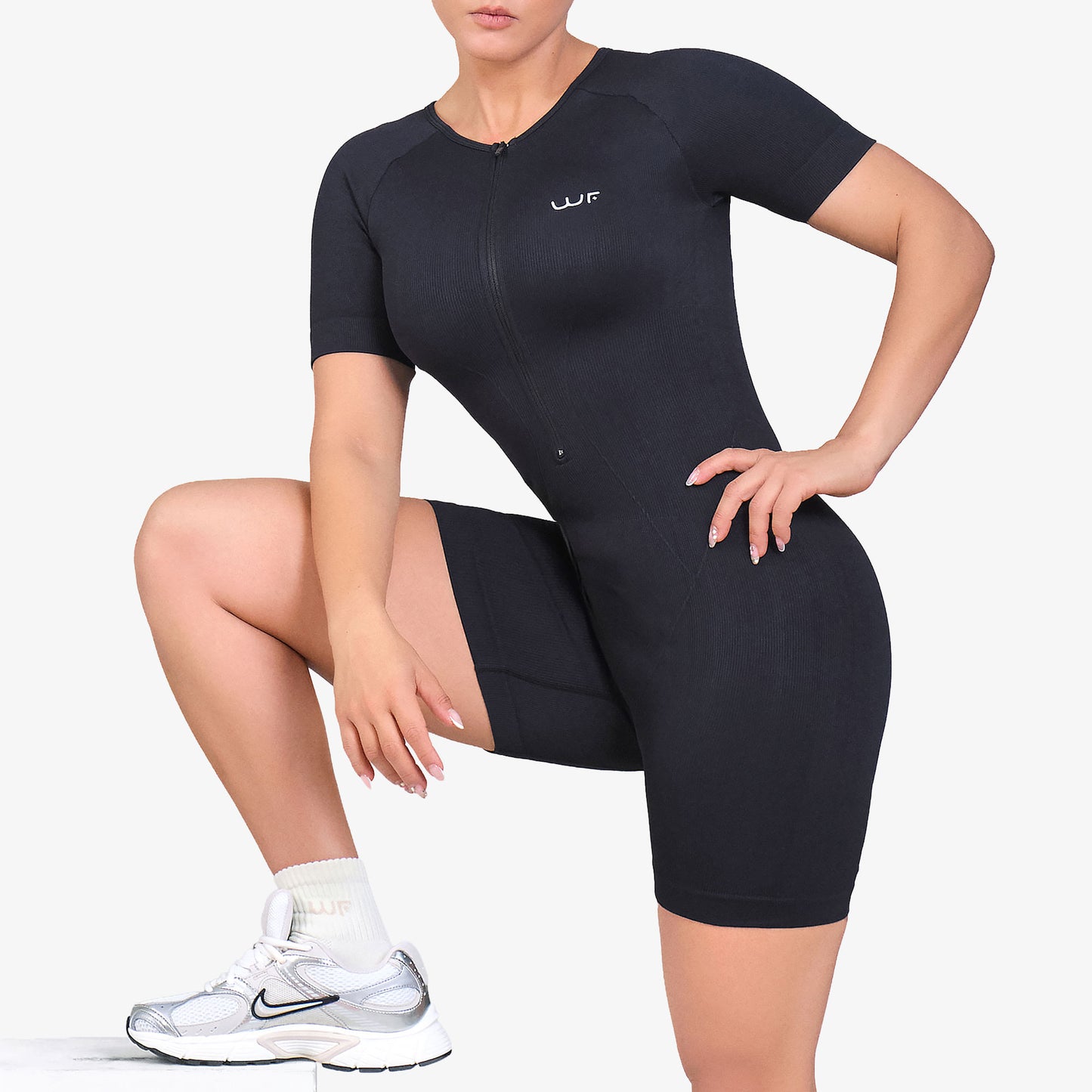 Enterizo Corto Wonder Feel Mujer Excee Negro