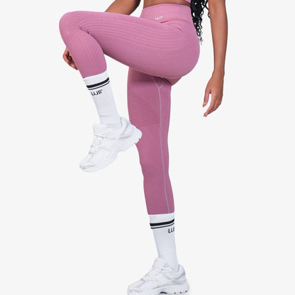 Conjunto Wonder Feel Mujer May Feel Morado